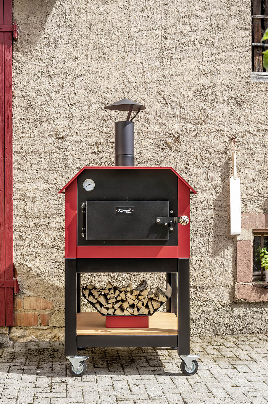 Furnus S10 Holzbackofen rot (inkl. Untergestell und Räder)