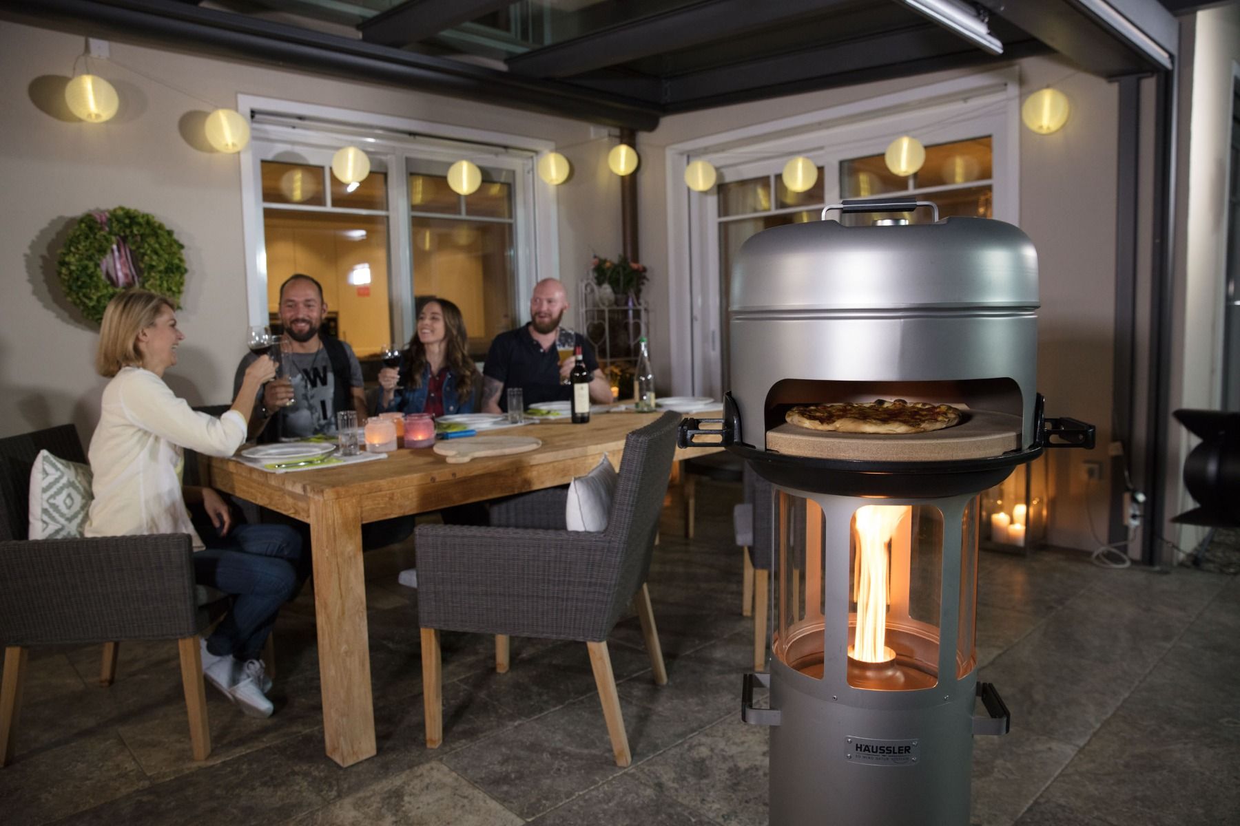 Häussler Ambientelicht/Pelletgrill mit Grillaufsatz und Deckel 