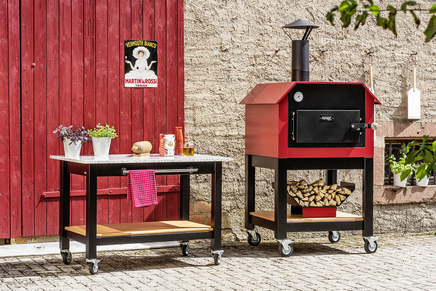 Furnus S10 Holzbackofen rot (inkl. Untergestell und Räder)